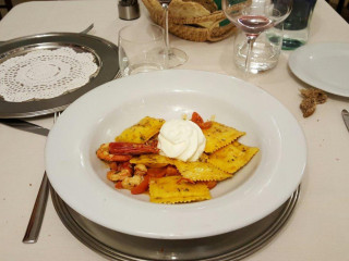 La Corte Di Lucia