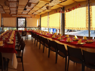 Specia Art Café