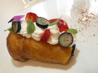Leomi Enoteca