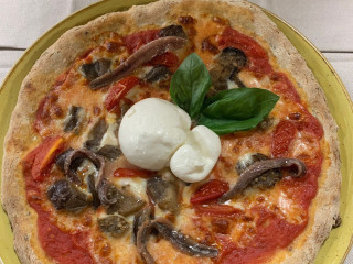 A Tavola Con Delia