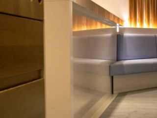 Minami Lounge