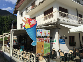 Cafe Corin