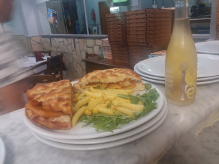 La Suprema Pizzeria Gastronomia