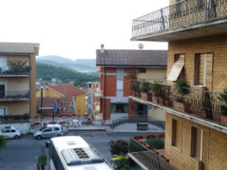 Cafe Mediterraneo