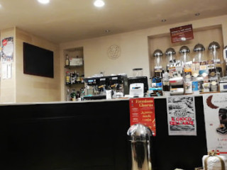 Leo Caffe'