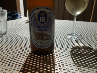 Drink Ant Zwembadje