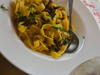 Bar Elvis Di Rossi Renata (pizzeria Ristorante)