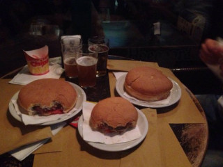 Irish Cafe'