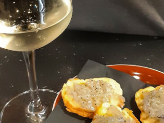 Tyche Wine