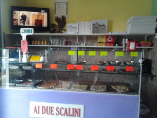 Ai Due Scalini