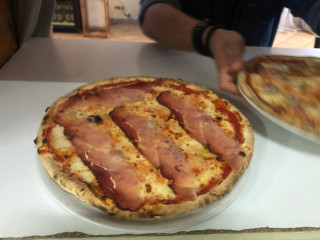 Adamo