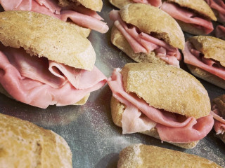 Profumo Di Pane Focacceria E Pane