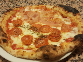 Pizzeria Dal Baffo Di Pedrini Michele