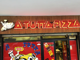 "A Tutta Pizza"