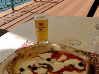 Pizzeria Thermopolium