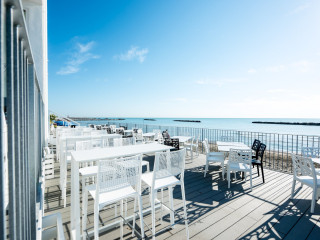 Uma Beach Club