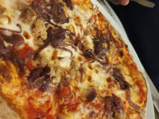 Leoni's