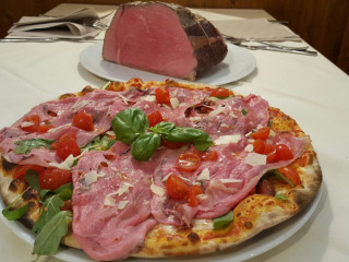 Pizzeria Time Out
