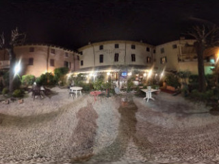 La Vecchia Fontana