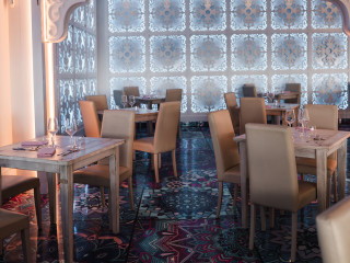 Amo Lounge