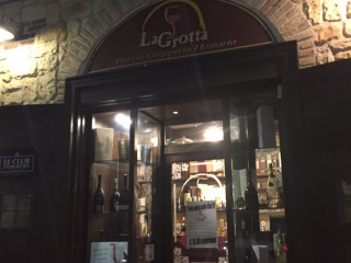 La Grotta