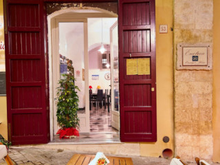 Enoteca Emily's Wine