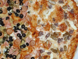 All'angolo Della Pizza E Di Piu' Di Natalia Giraldo Cano