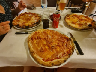 Pizzeria La Rustica