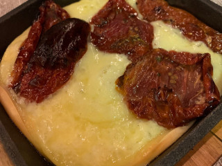 Rosmarino Pizza &more