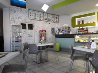 Cube Lounge
