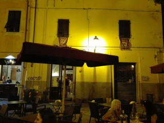 Enoteca La Dolce Vite