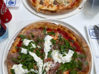 Kepris Pizzeria