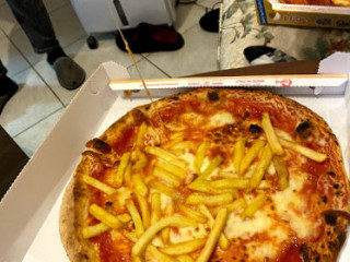 'O Scugnizzo