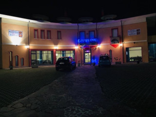 Jj Resort Pizzeria E Rrstorante Indiano