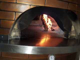 Pizzeria San Pietro 5 Di Saroufim Waeil Tawfik Ghandou R