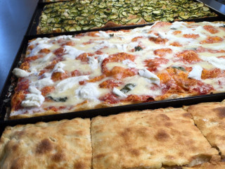 Alice Pizza
