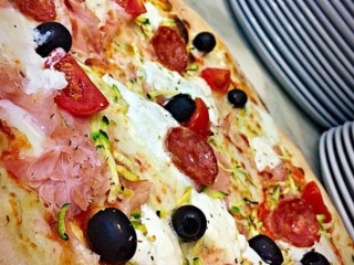 Pizzeria Paradiso Di Sguazzabia L. E De Togni C.
