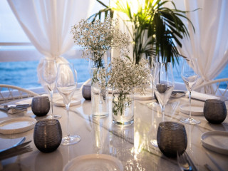 Aquae Seaside Restaurant Bar
