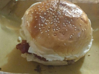 Macelleria Hamburgeria Les Moines