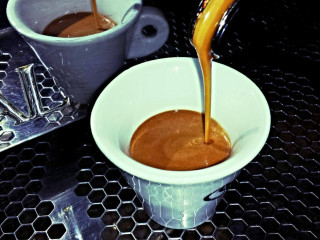 Square Lounge Cafe