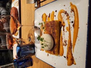 Daste Bistro