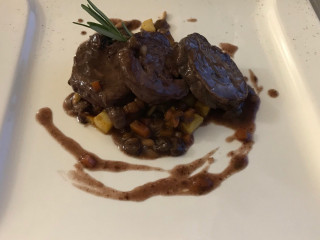 Hosteria Treville