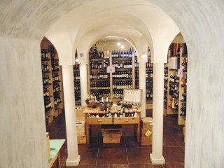 Vino Co.