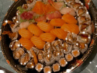 Tokyo Sushi