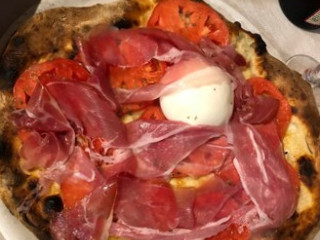 Pizzeria Mezzaluna