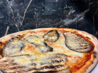 Pizzeria La Gustosa