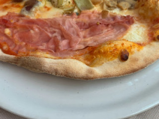 Ivano Pizza Al Volo Di Ivano Amatobene C Societa' In Accomandita Semplice