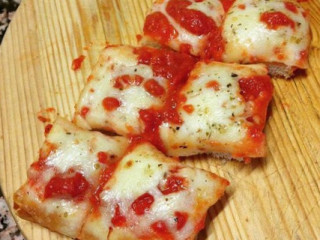 Speedy Pizza