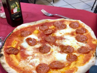 Pizzeria La Terrazza Di Cantiani G E Miele G