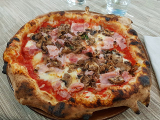 Pizzeria Casamicciola Di Russo Andrea E C